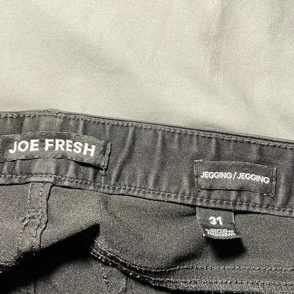Joe Fresh Black Skinny Jeans (Jeggings) - Picture 2 of 2